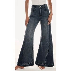 PILCRO Reworked Flare Jeans